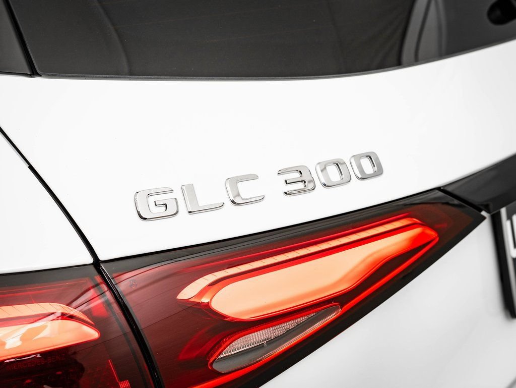 Certified 2026 Mercedes-Benz GLC 300 4MATIC image 18
