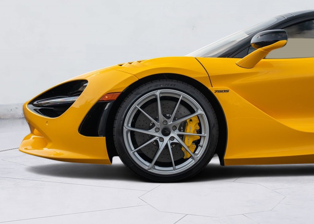 New 2025 McLaren 750S image 16