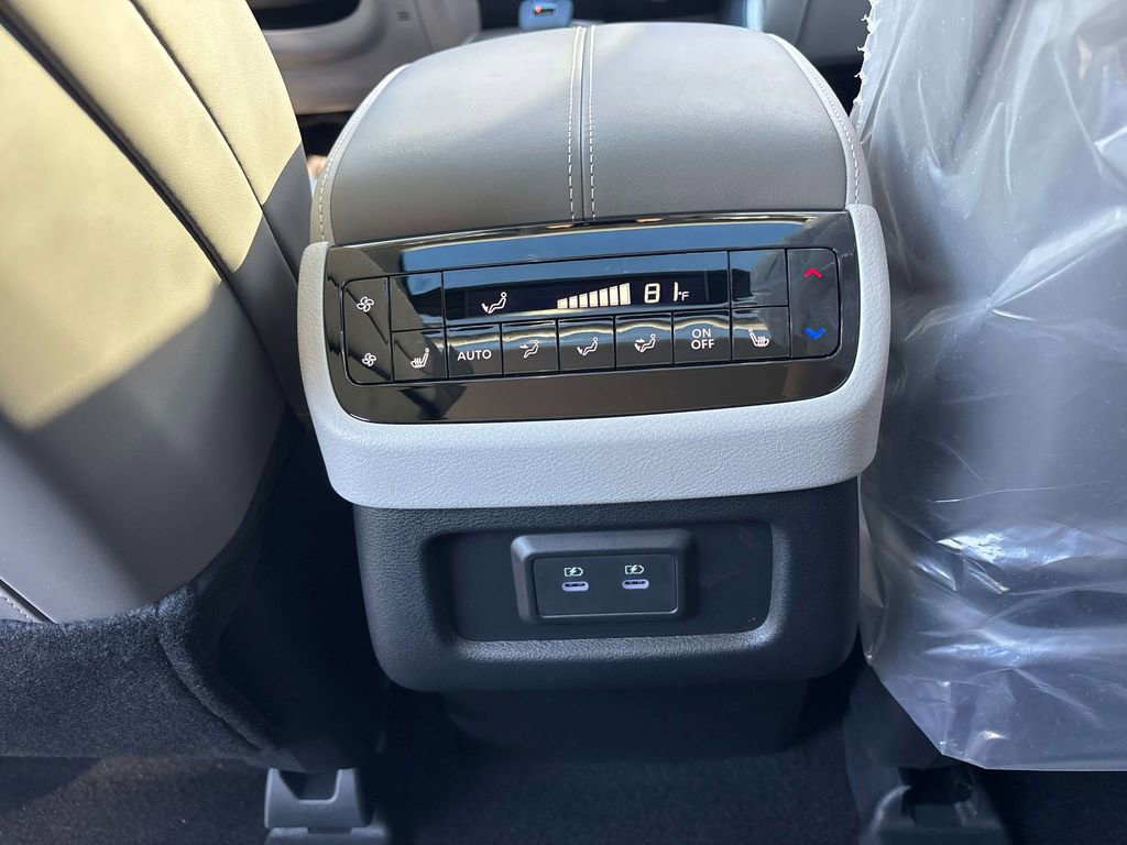 New 2026 INFINITI QX60 Luxe w/ Cargo Package image 8
