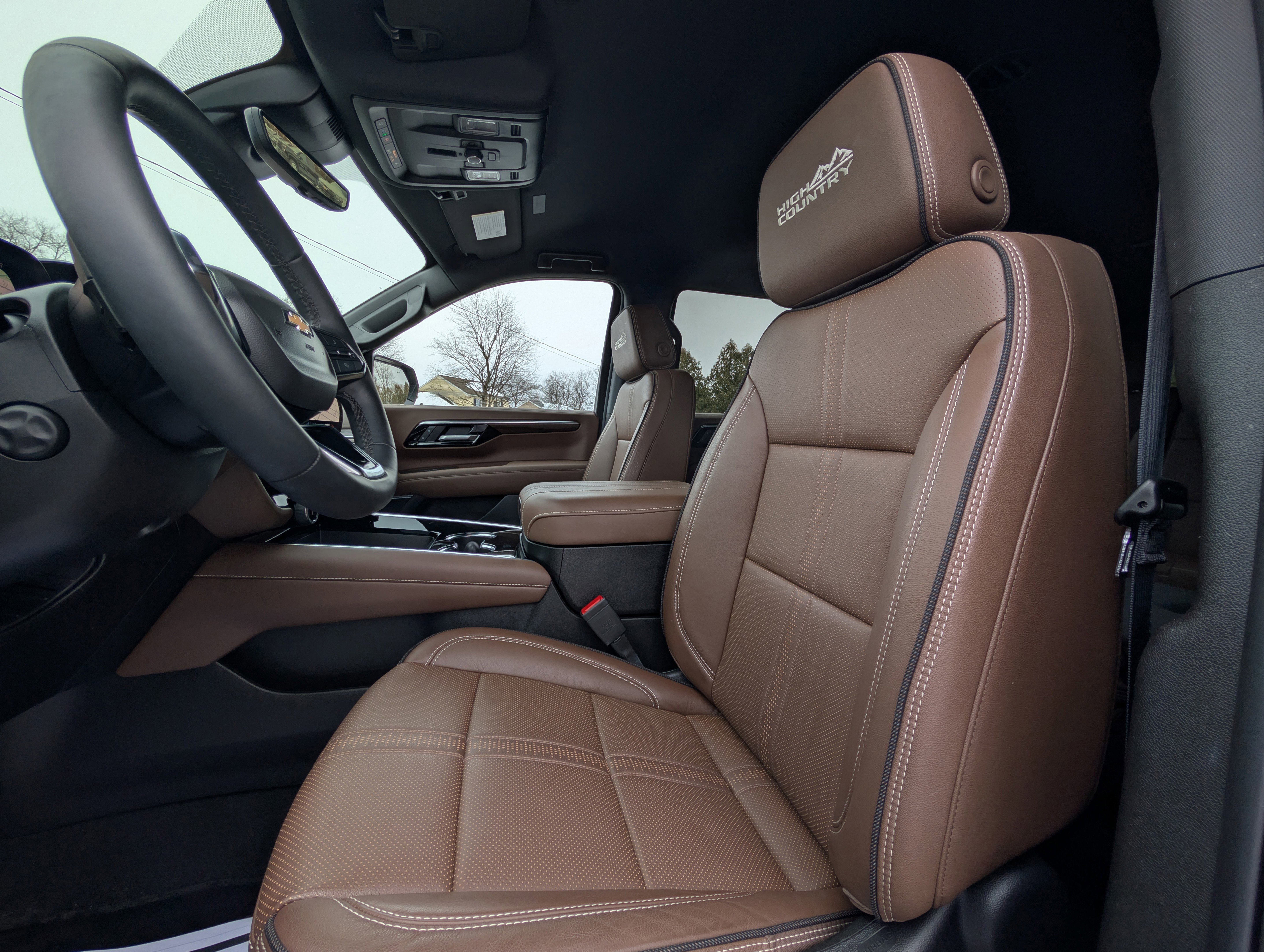 Used 2025 Chevrolet Tahoe High Country image 33