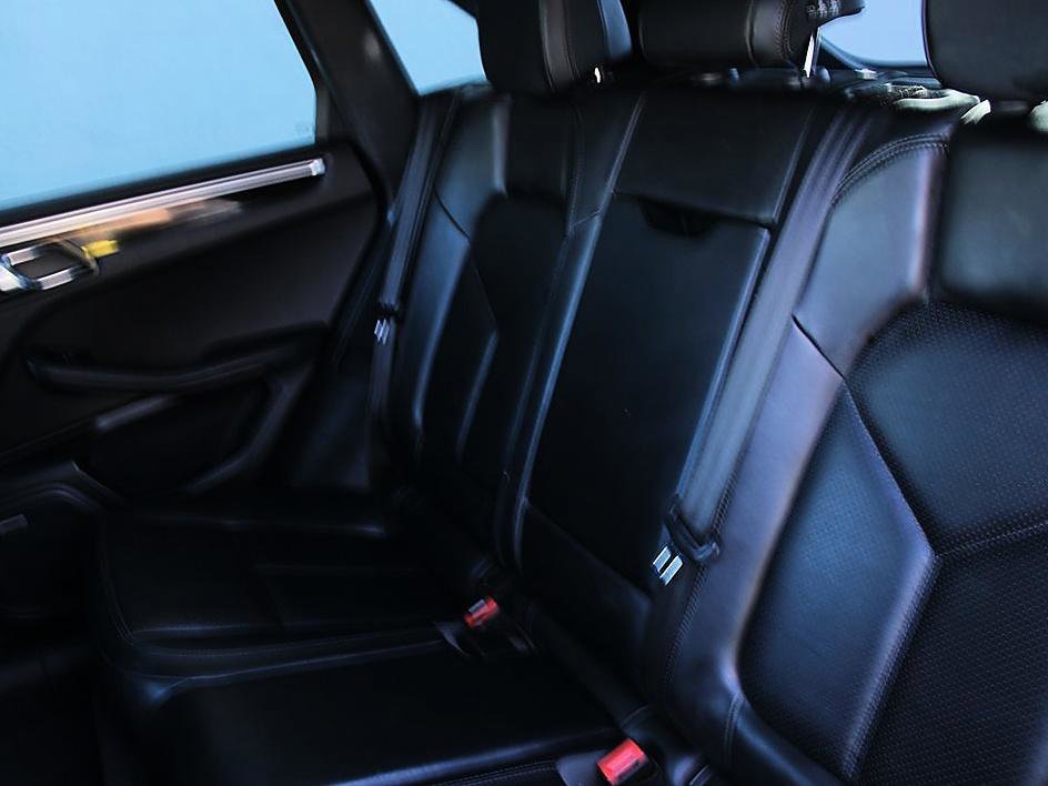 Used 2015 Porsche Macan S AWD/4WD image 22