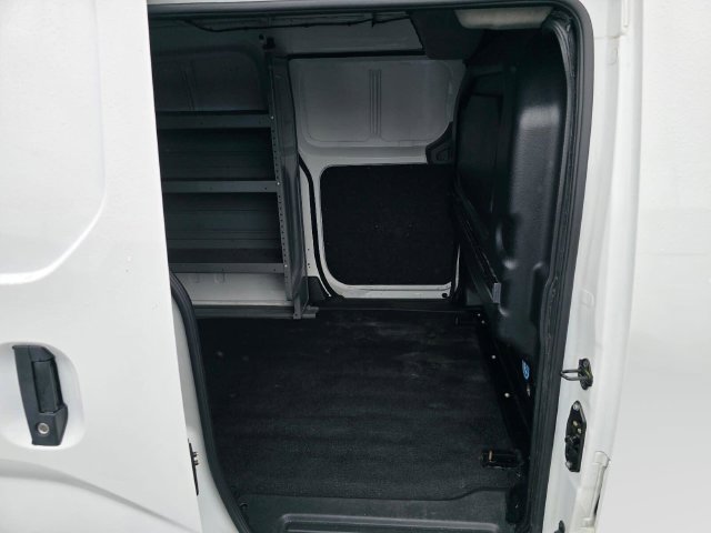 Used 2021 Nissan NV200 S FWD image 12