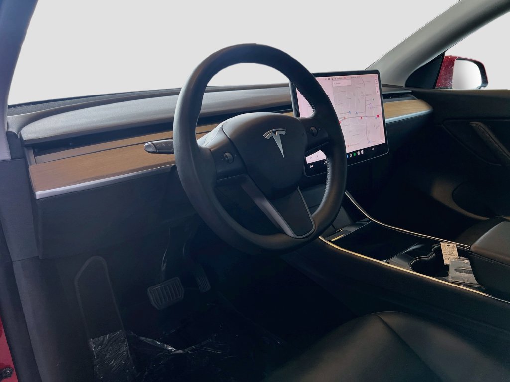 Used 2021 Tesla Model Y Long Range AWD/4WD image 9