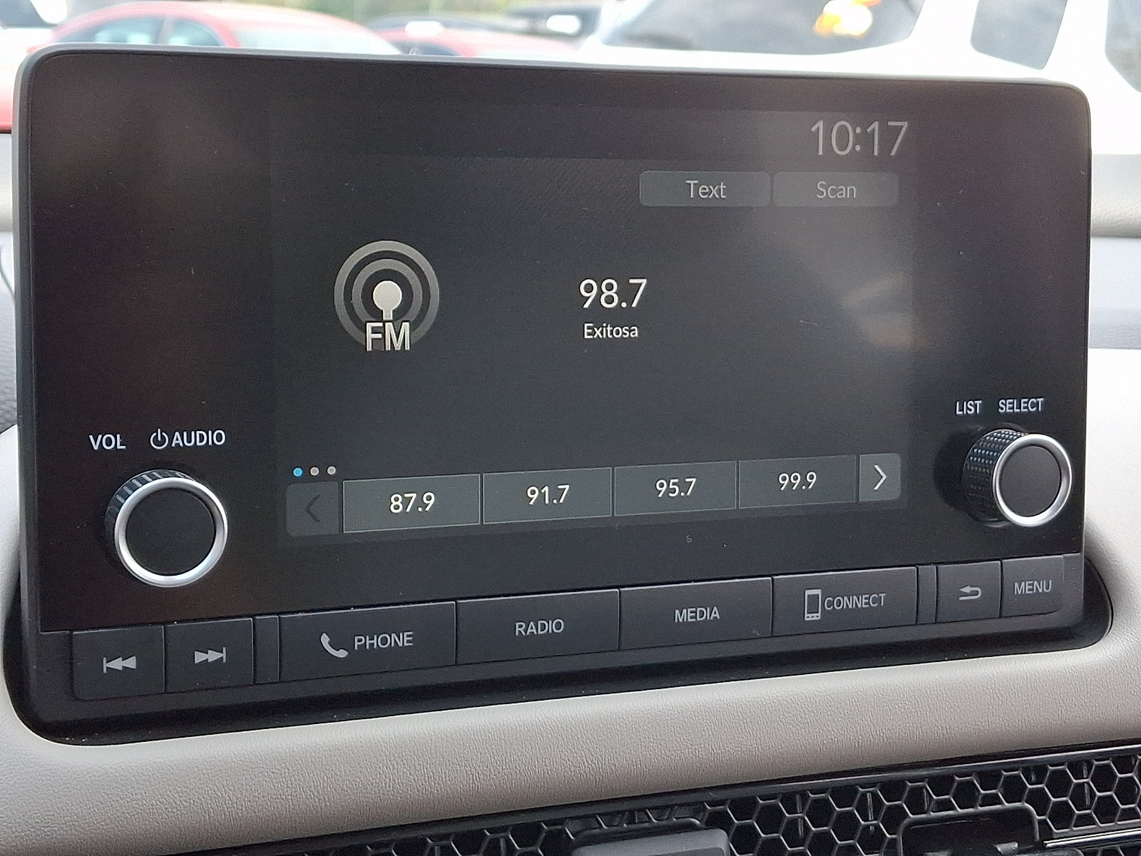 Used 2025 Honda HR-V LX image 16