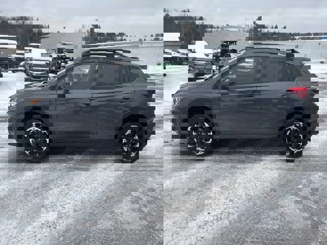 Used 2023 Subaru Crosstrek 2.0i Premium image 3