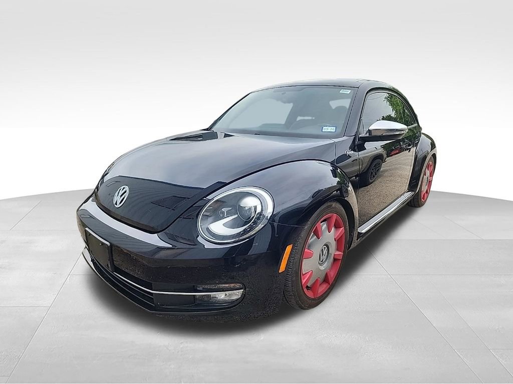 Used 2013 Volkswagen Beetle 2.0T FWD image 2