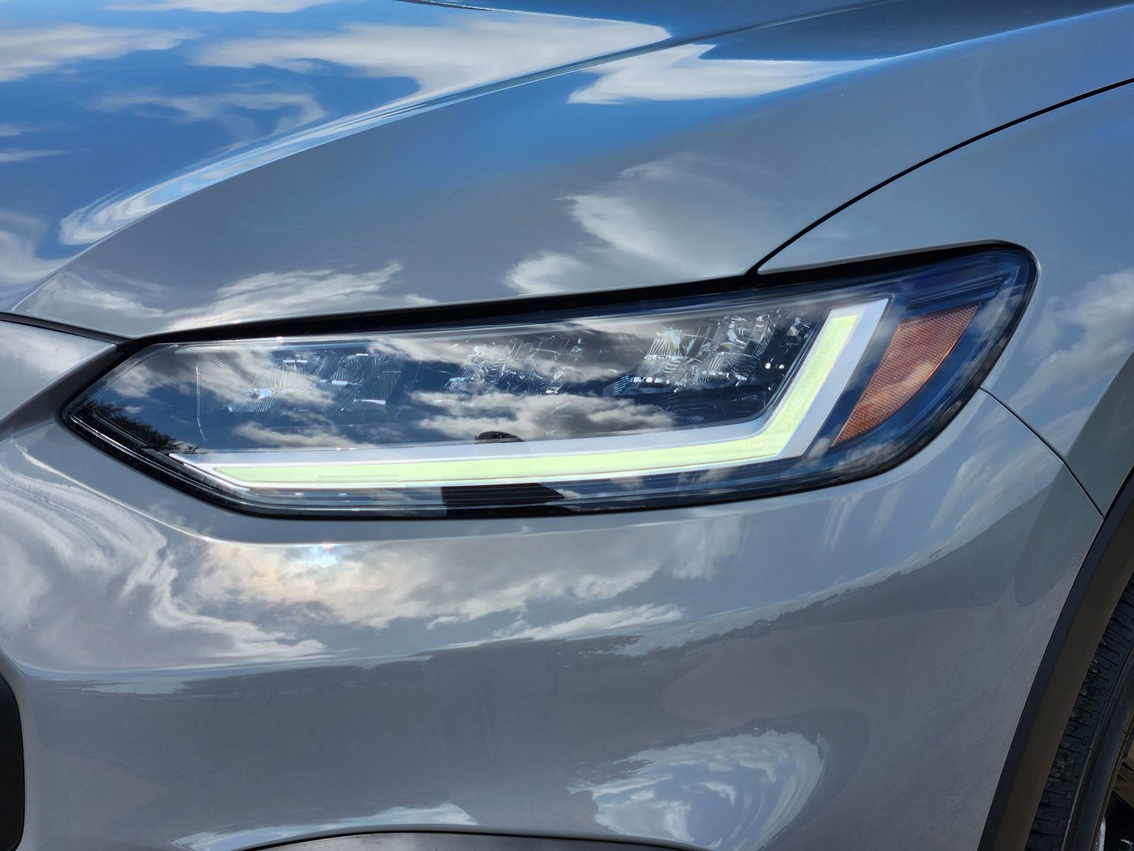 Used 2025 Honda HR-V Sport image 9