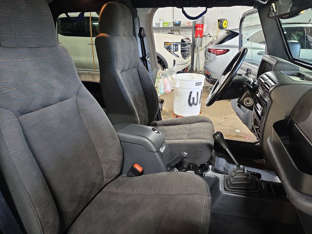 Used 2004 Jeep Wrangler Sport w/ Dual Top Group image 10