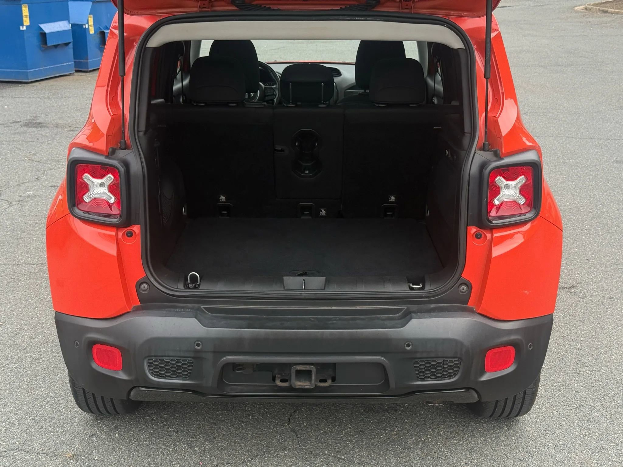 Used 2018 Jeep Renegade Altitude w/ UConnect 8.4 Nav Group image 23