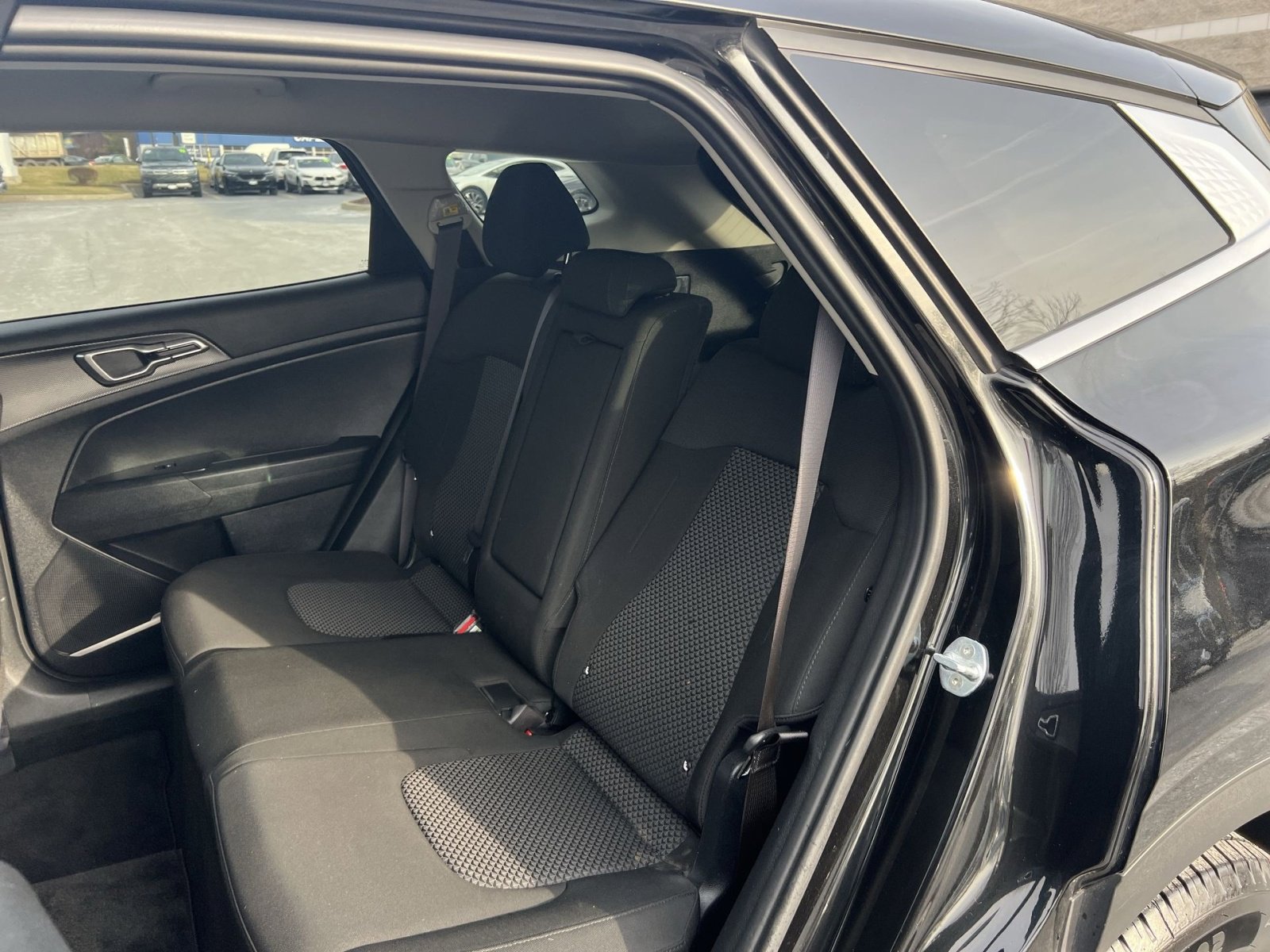 Used 2023 Kia Sportage LX image 22