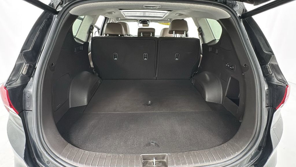 Used 2023 Hyundai Santa Fe Limited image 15