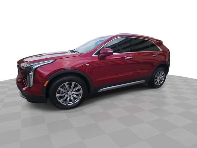 Used 2021 Cadillac XT4 Premium Luxury w/ Cold Weather Package image 4