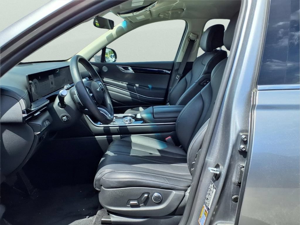 Used 2025 Genesis GV80 2.5T Standard AWD/4WD image 10