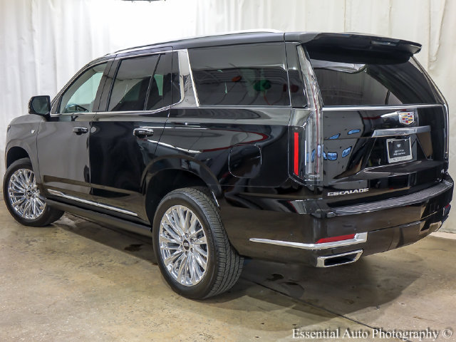 Used 2026 Cadillac Escalade Luxury AWD/4WD image 8