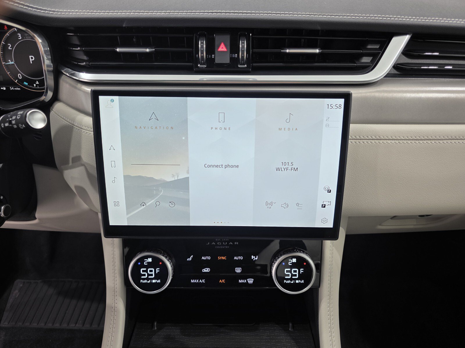 New 2026 Jaguar F-PACE R-Dynamic S AWD/4WD image 17