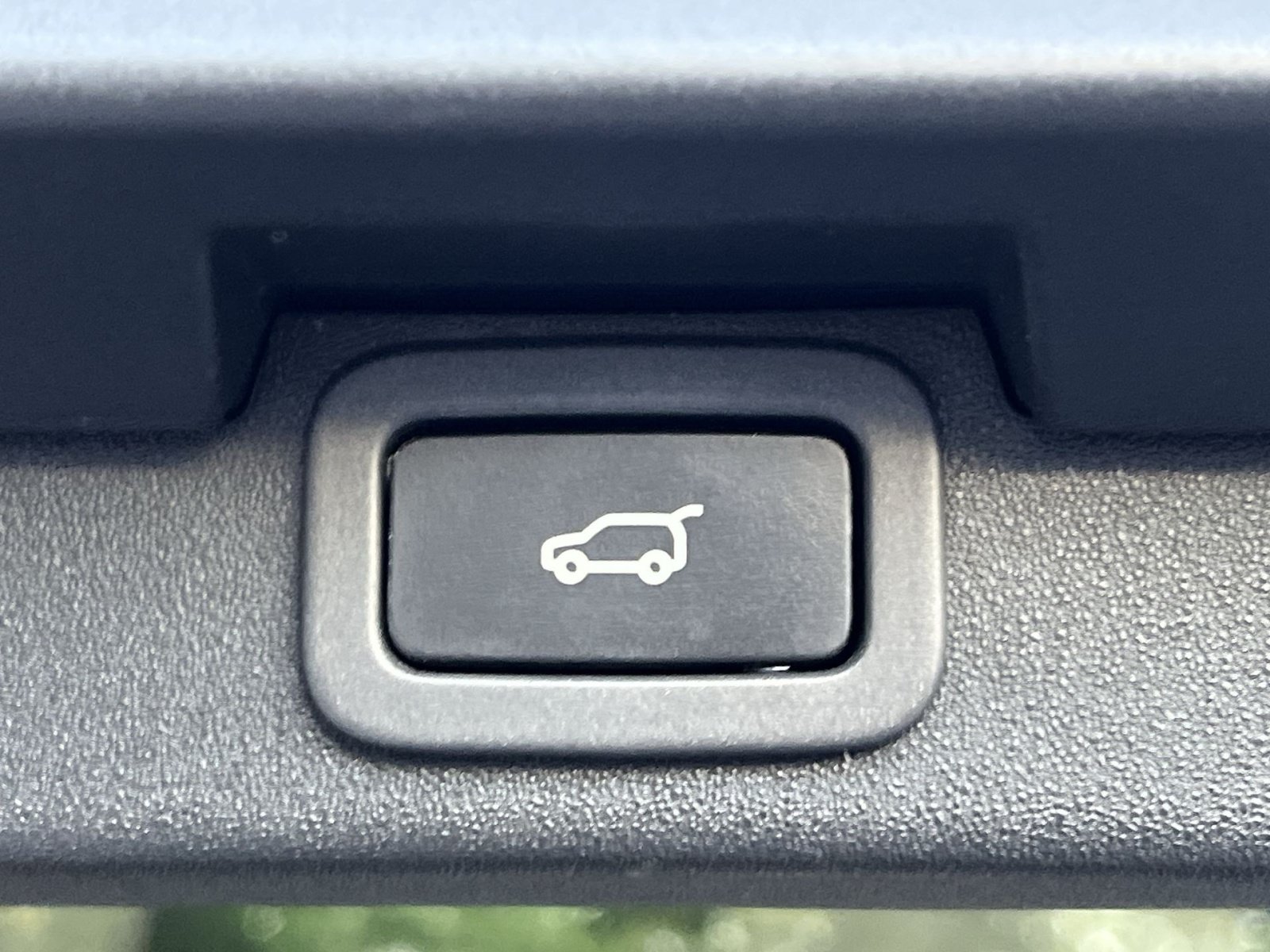 Used 2019 Land Rover Discovery SE AWD/4WD image 33