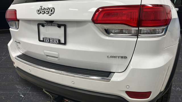 Used 2019 Jeep Grand Cherokee Limited AWD/4WD image 37