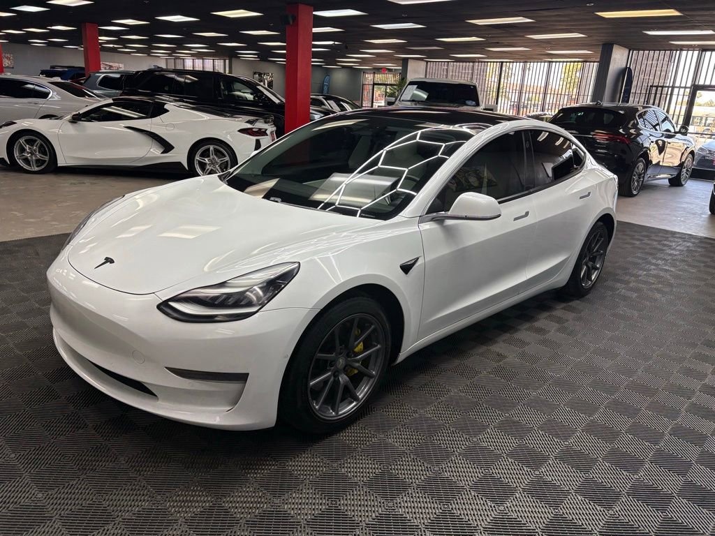 Used 2020 Tesla Model 3 Standard Range Plus RWD image 6