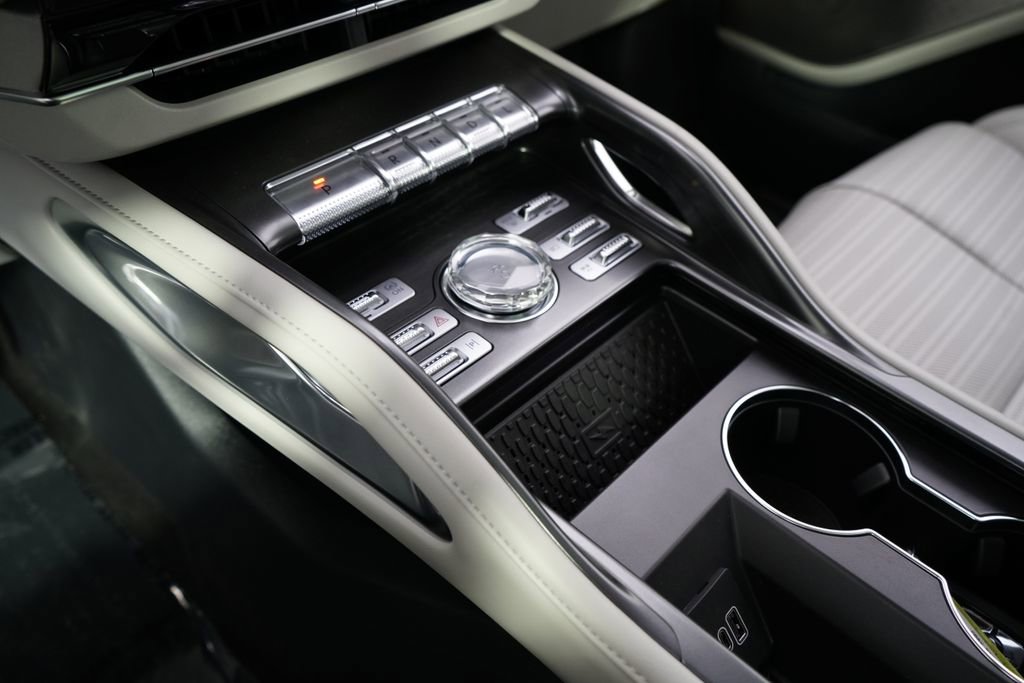 New 2026 Lincoln Nautilus Reserve AWD/4WD image 30