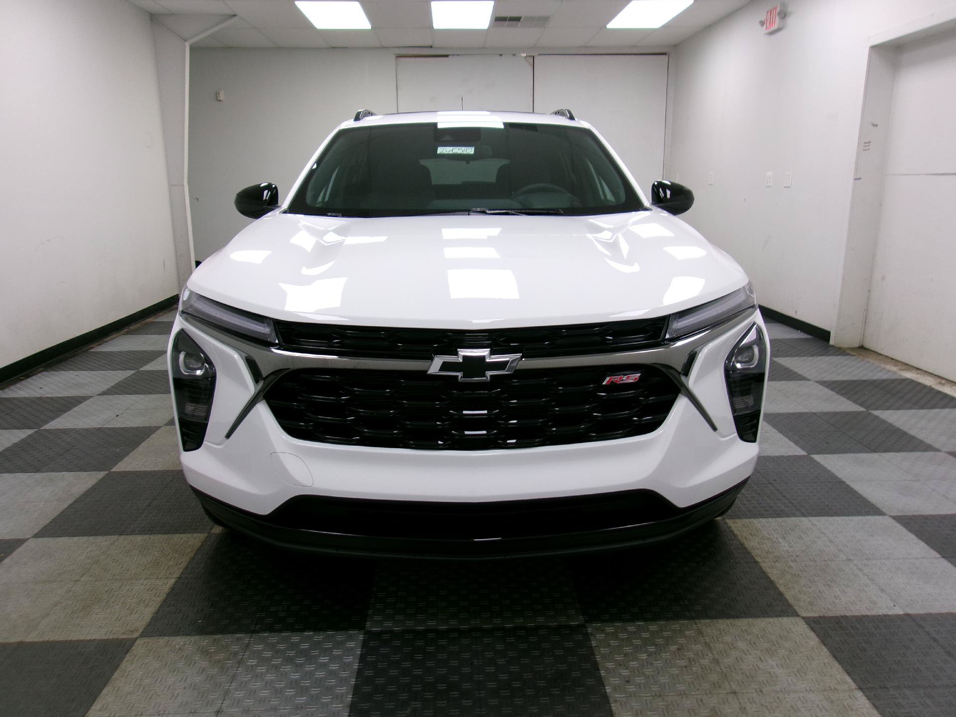 New 2026 Chevrolet Trax RS w/ Sunroof Package FWD image 16