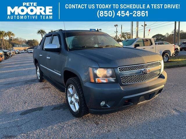 Used 2011 Chevrolet Avalanche LTZ
