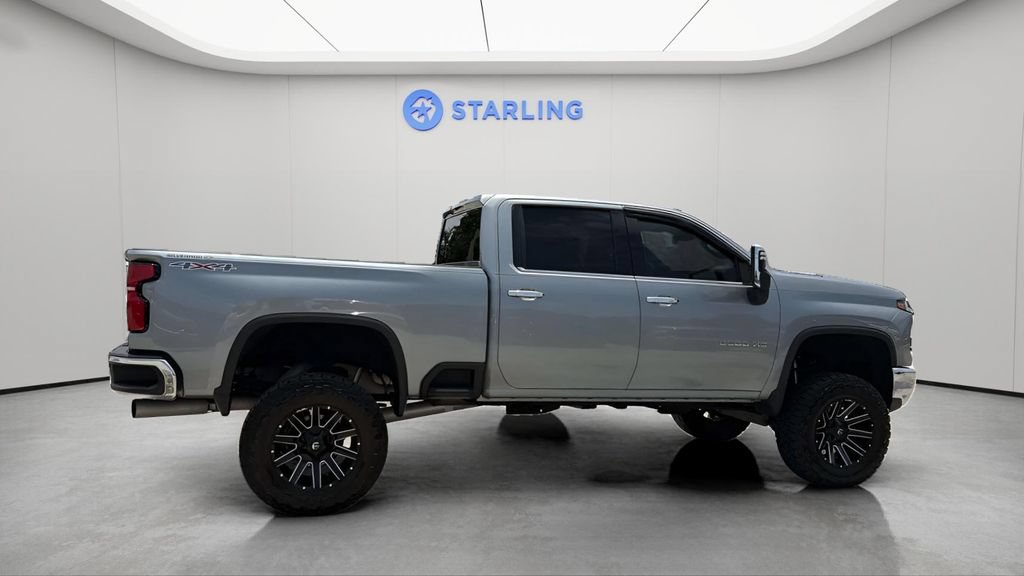 Used 2024 Chevrolet Silverado 2500 LTZ AWD/4WD image 10