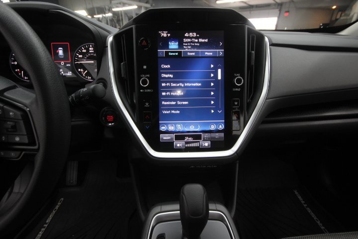 Used 2024 Subaru Crosstrek 2.0i Premium image 14