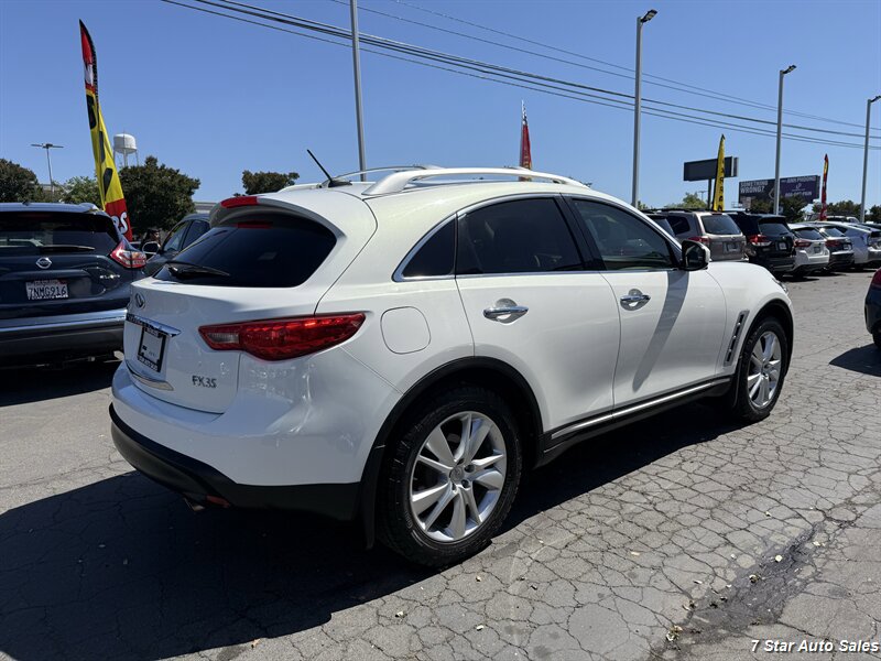 Used 2011 INFINITI FX35 AWD w/ Premium Pkg image 4