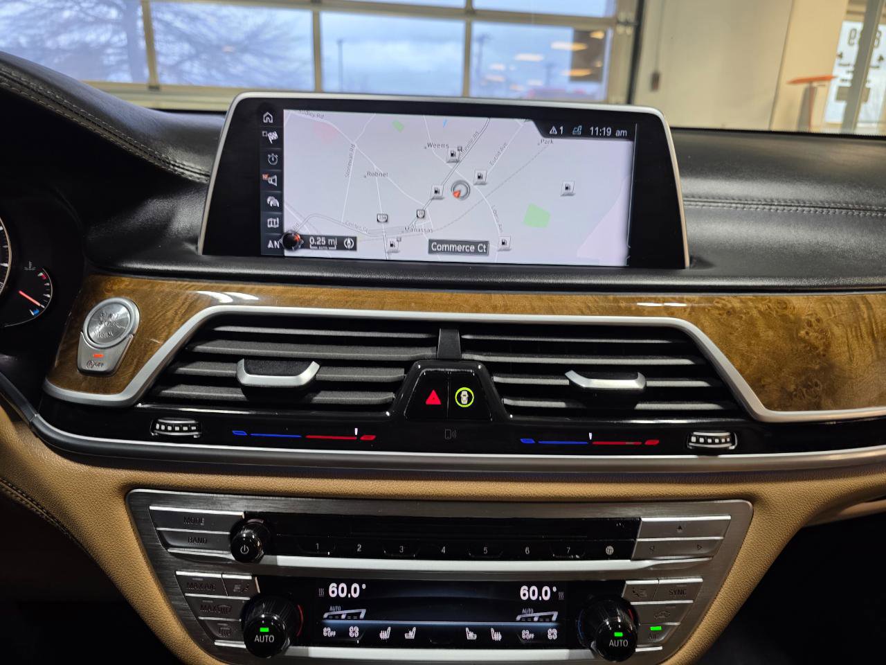 Used 2017 BMW 740i xDrive image 33