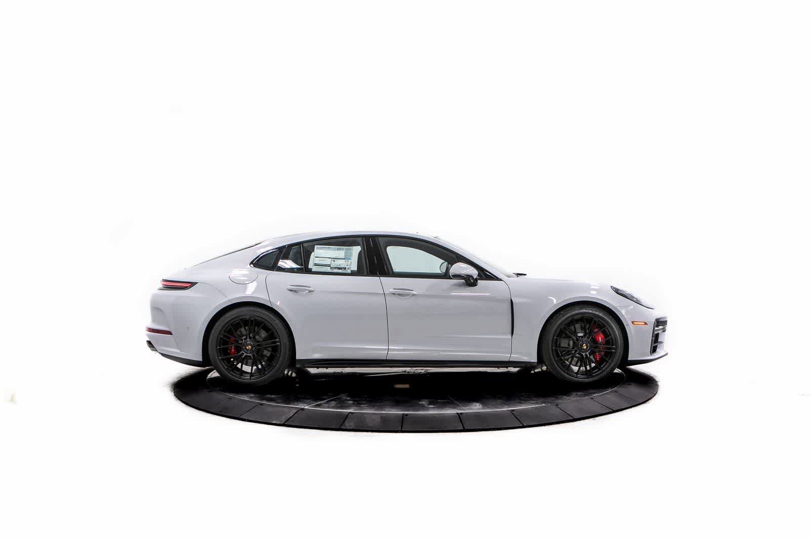 New 2026 Porsche Panamera GTS image 8