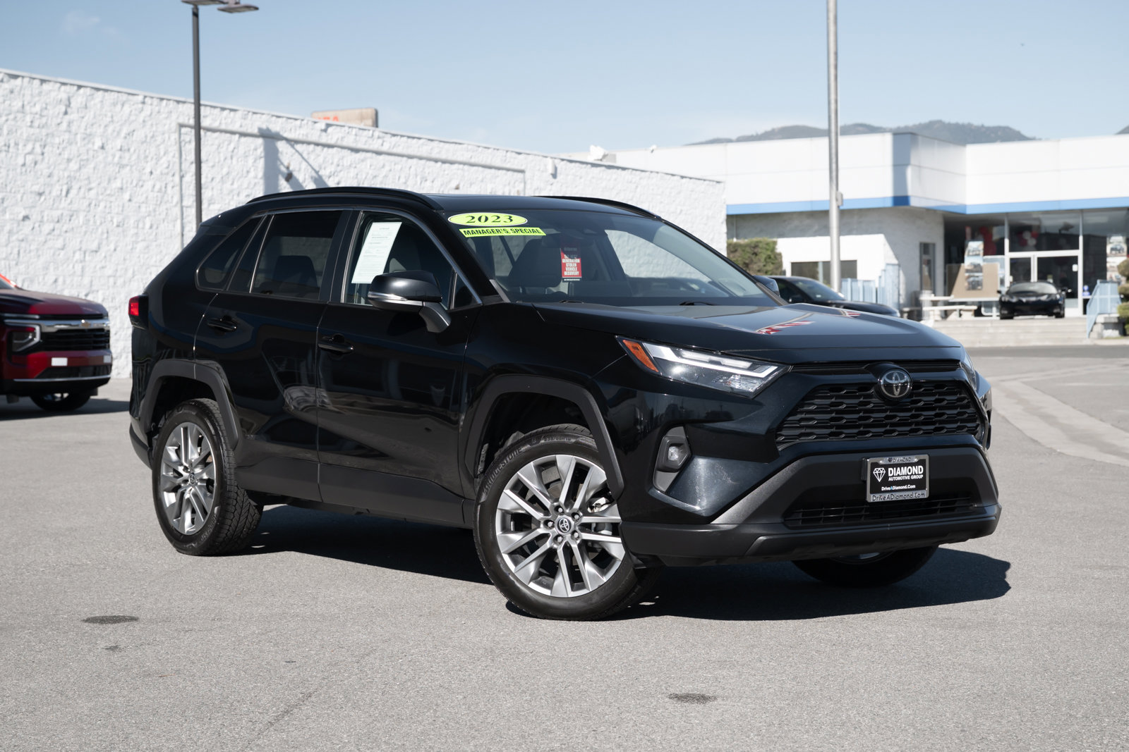 Used 2023 Toyota RAV4 XLE Premium image 1