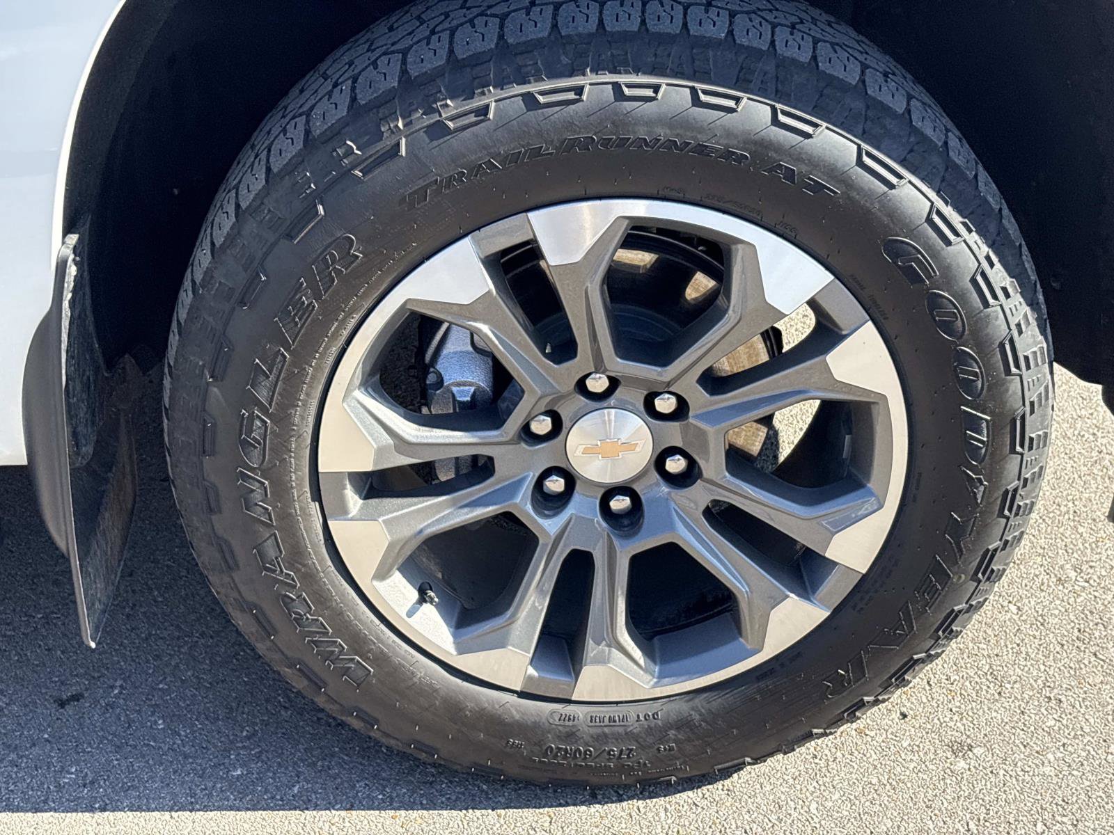 Used 2023 Chevrolet Silverado 1500 High Country w/ Technology Package image 10