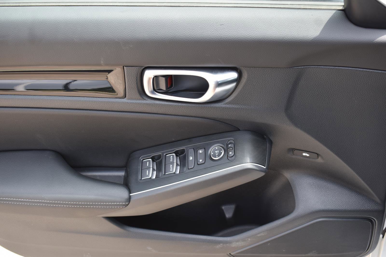 Used 2025 Honda Civic Sport Touring image 22