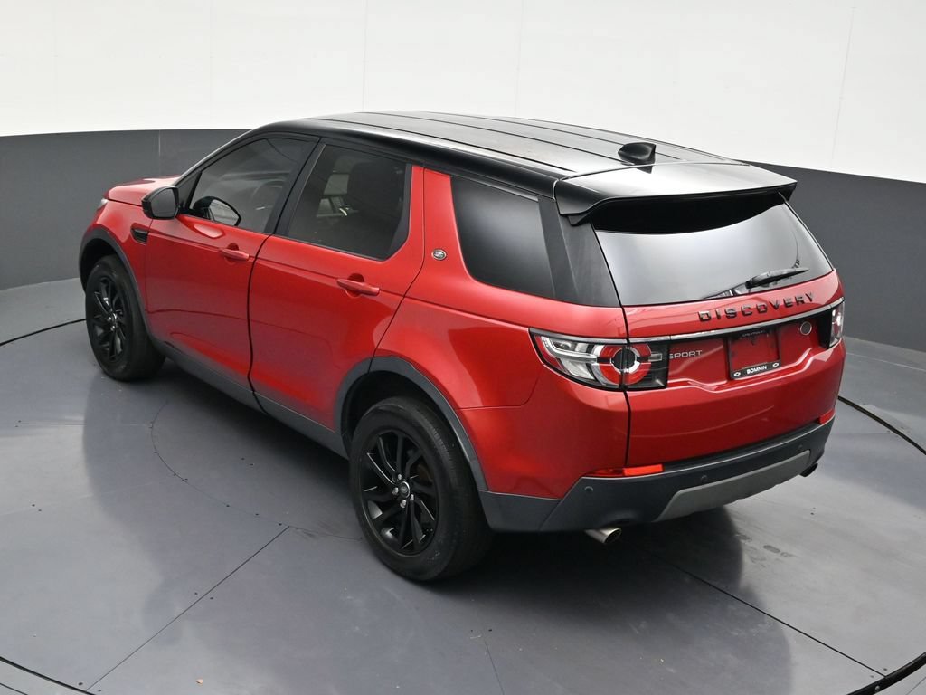 Used 2018 Land Rover Discovery Sport SE AWD/4WD image 16