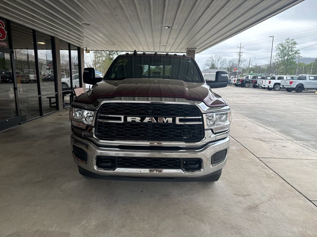 Used 2024 RAM 3500 Tradesman w/ Chrome Appearance Group image 2
