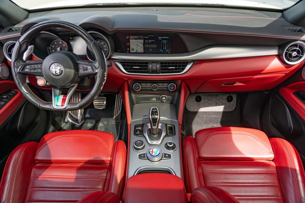 Used 2021 Alfa Romeo Stelvio Ti Sport image 21