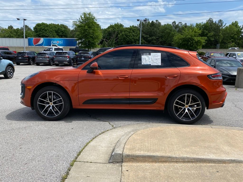 Used 2022 Porsche Macan AWD/4WD image 4