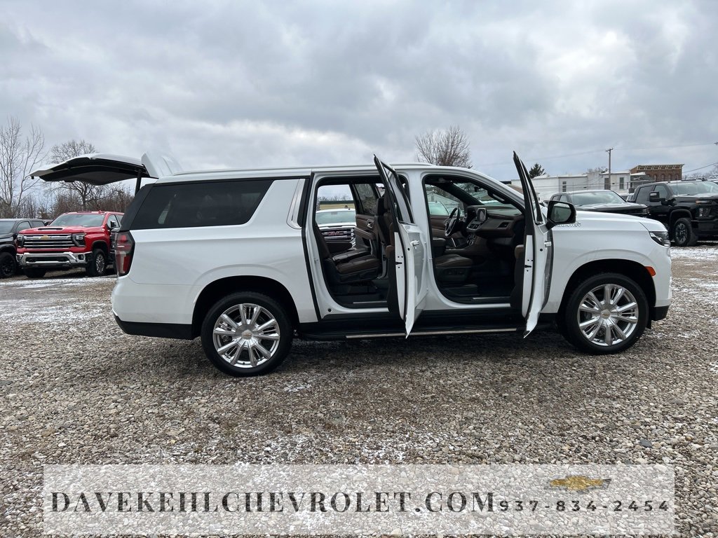 Certified 2023 Chevrolet Suburban High Country image 30