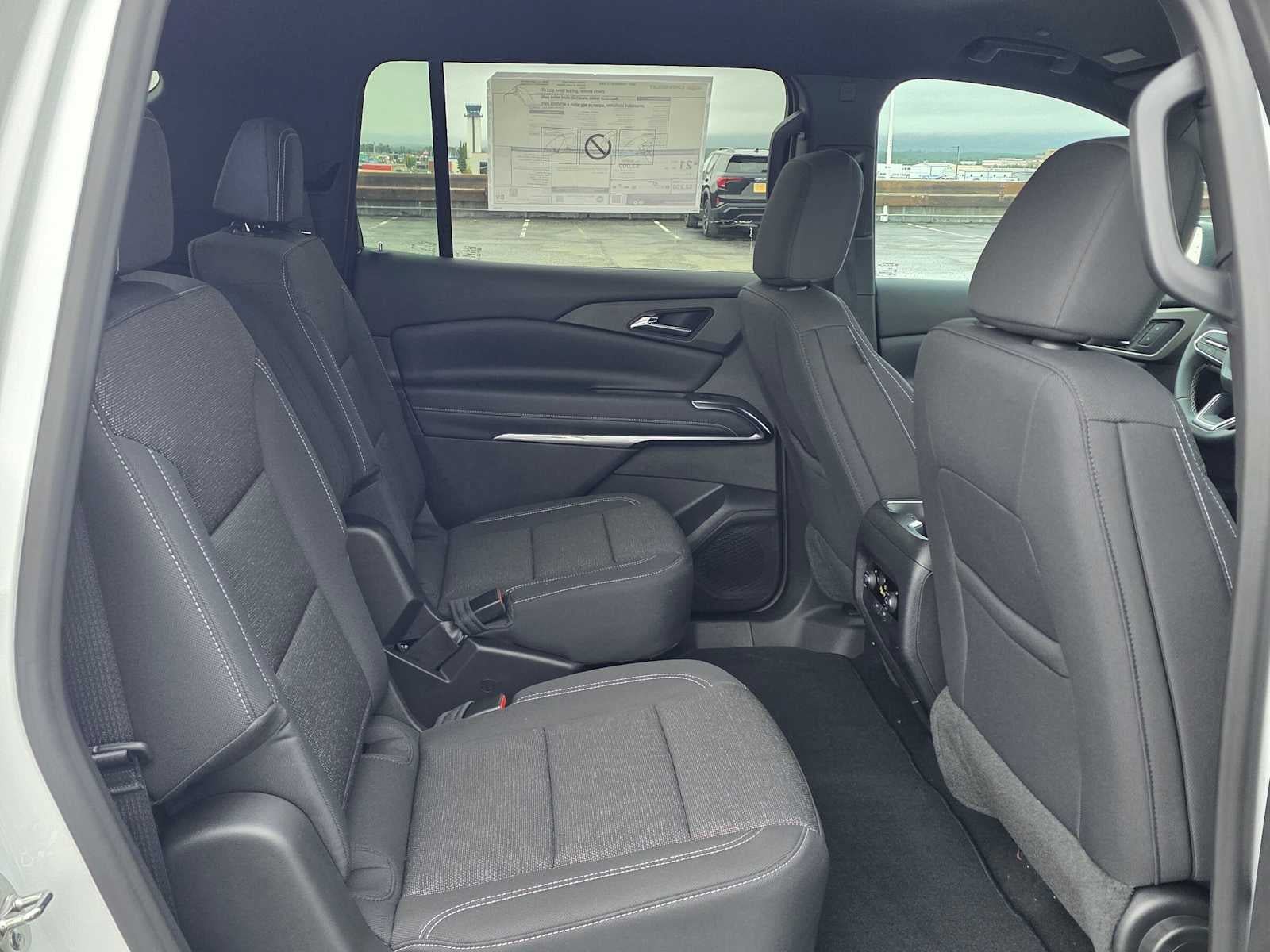 New 2027 Chevrolet Traverse LT AWD/4WD image 12