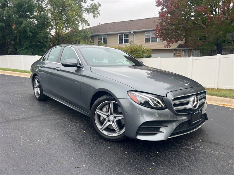 Used 2017 Mercedes-Benz E 300 4MATIC image 1