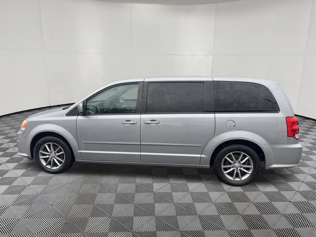 Used 2015 Dodge Grand Caravan SE FWD image 9