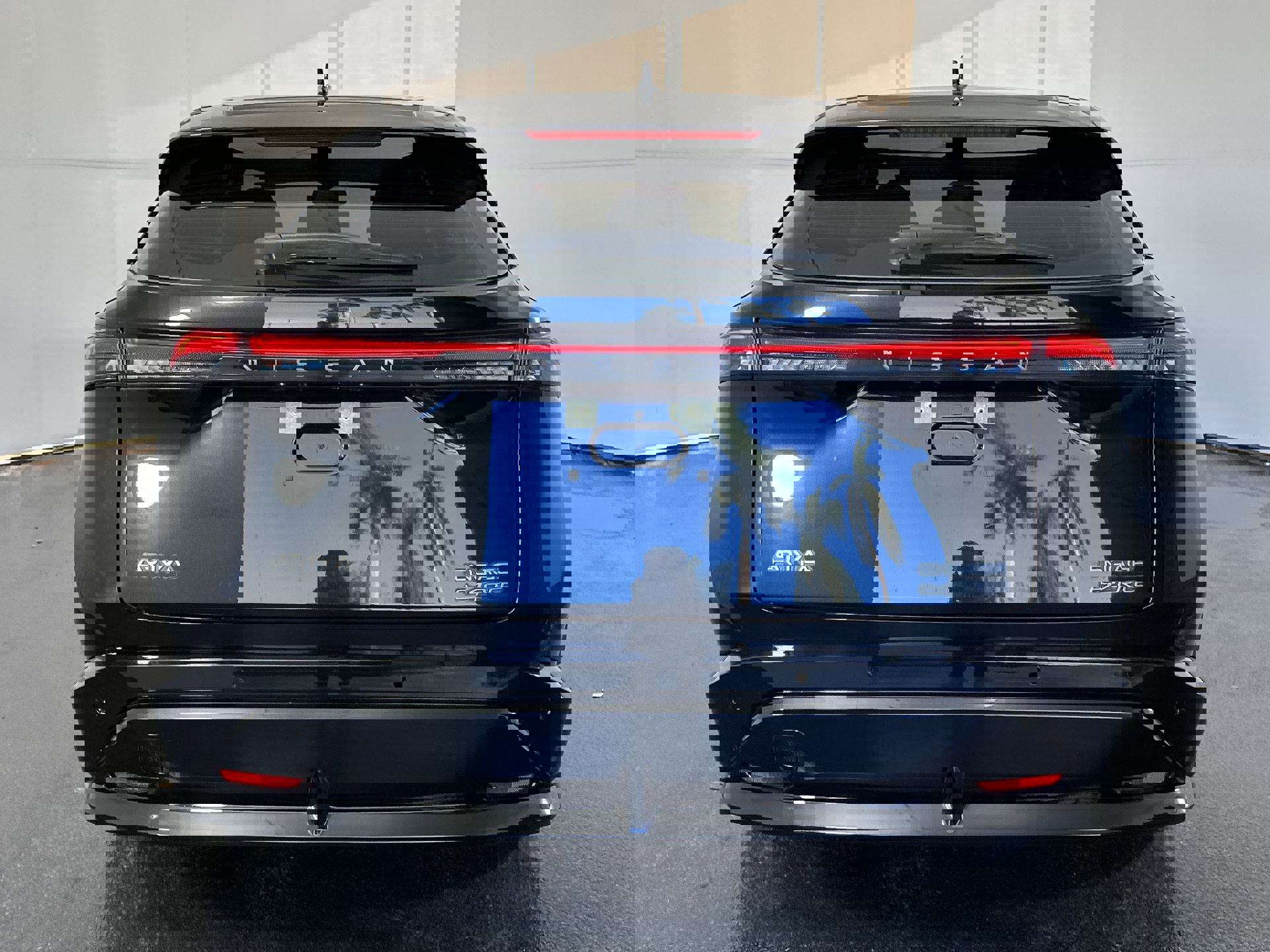 Certified 2023 Nissan Ariya AWD image 10