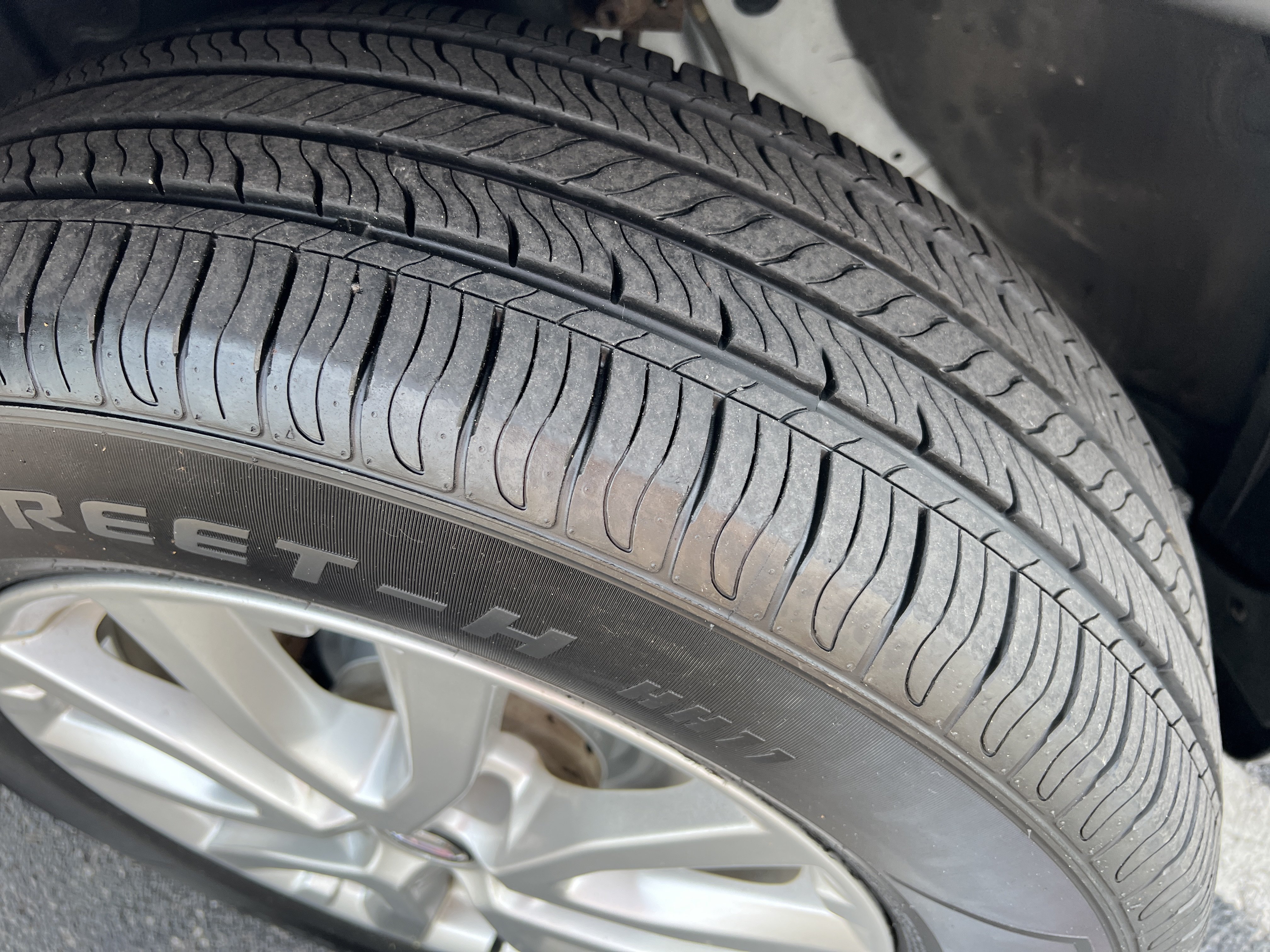 Used 2020 Nissan Rogue SV AWD/4WD image 11