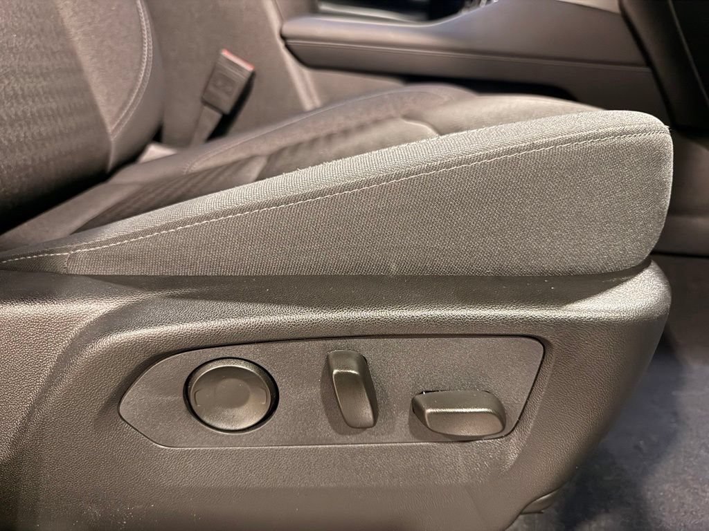 Used 2024 Chevrolet Tahoe LS RWD image 30
