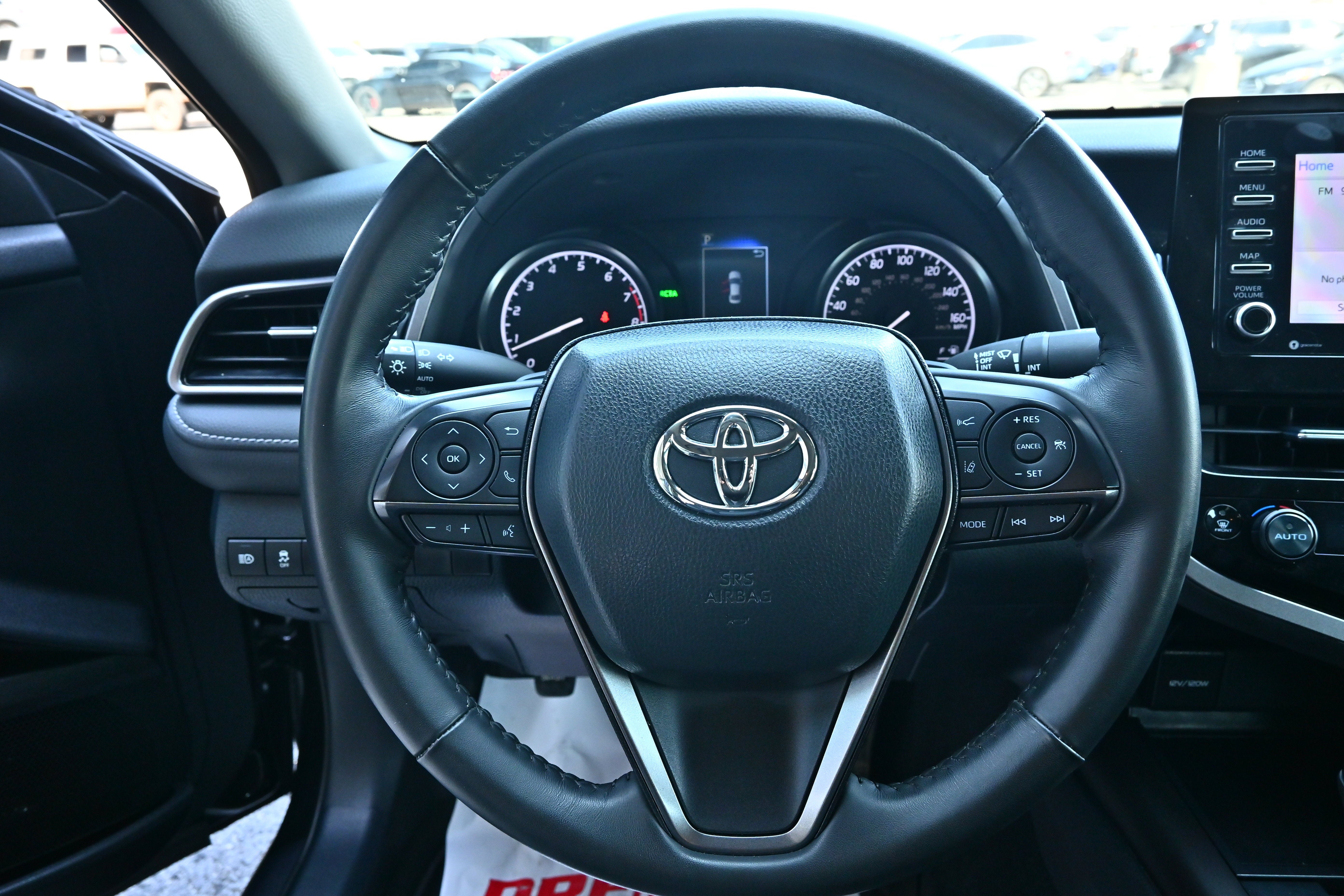 Used 2024 Toyota Camry SE w/ Convenience Package FWD image 14