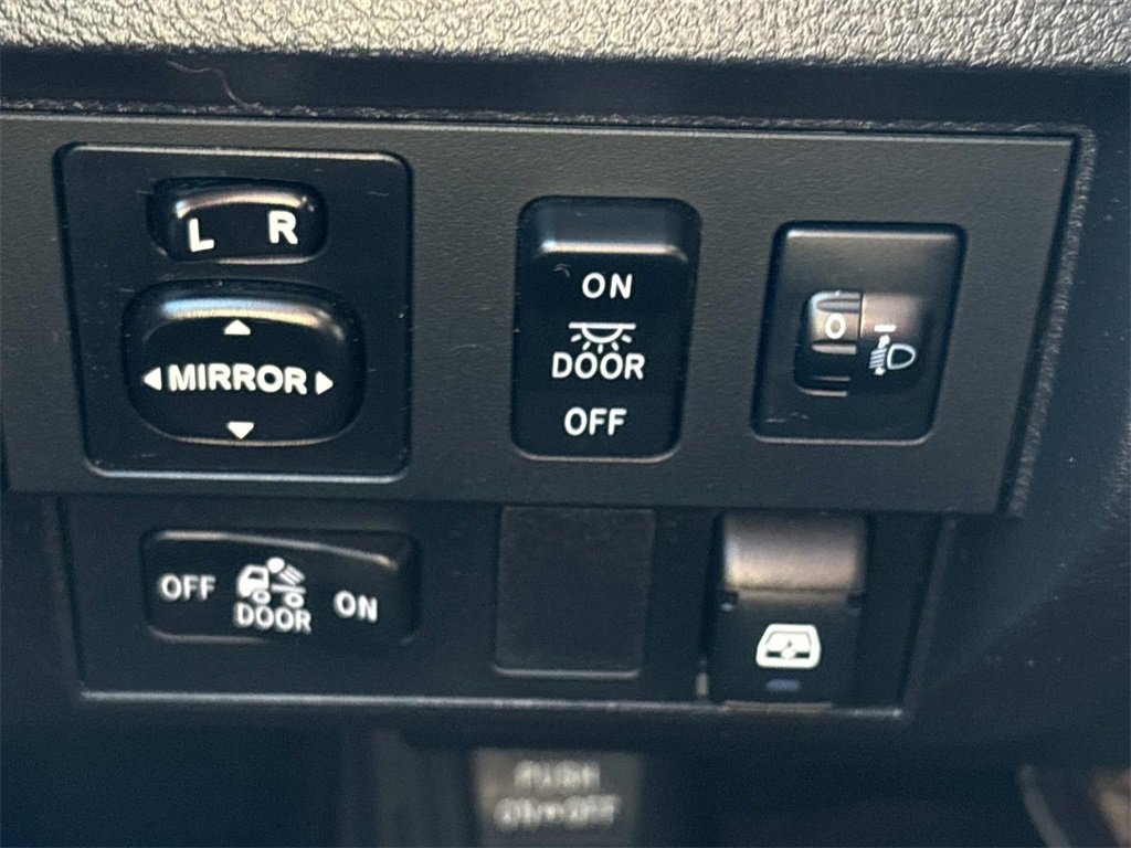 Used 2014 Toyota Tundra SR5 image 26
