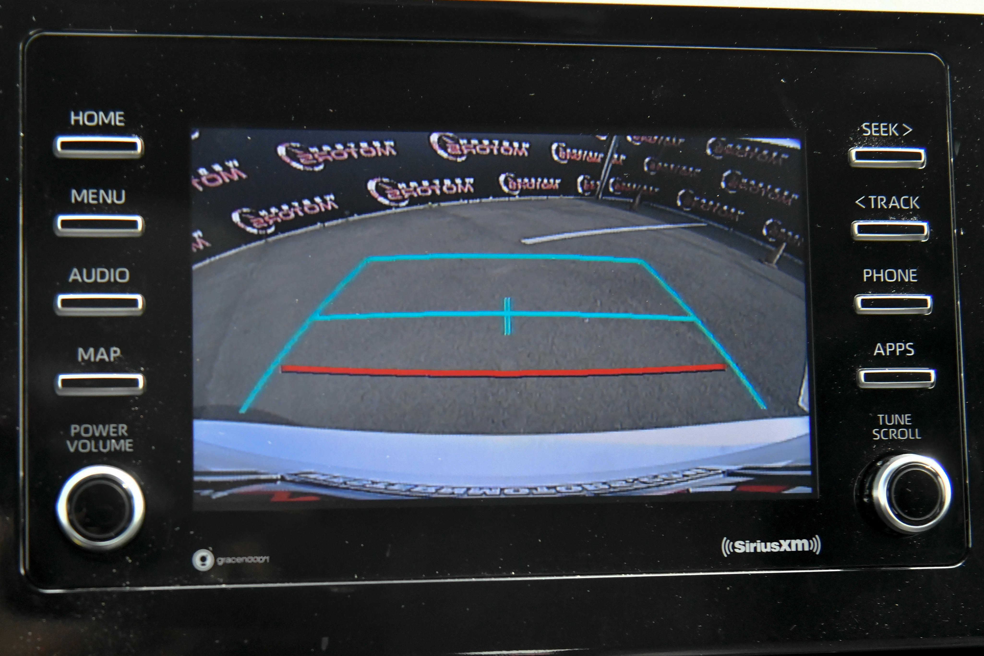 Used 2024 Toyota Camry SE image 19