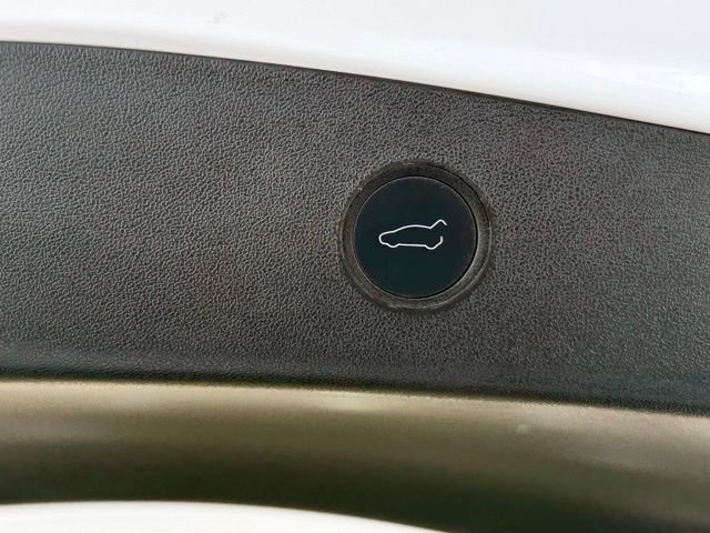 Used 2022 Tesla Model 3 RWD image 5