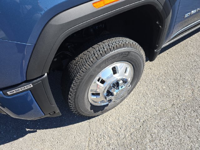 New 2026 GMC Sierra 3500 Denali Ultimate AWD/4WD image 10