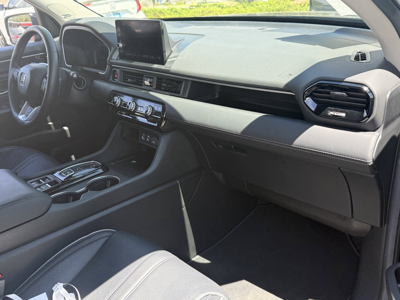 Certified 2025 Honda Pilot Elite image 28